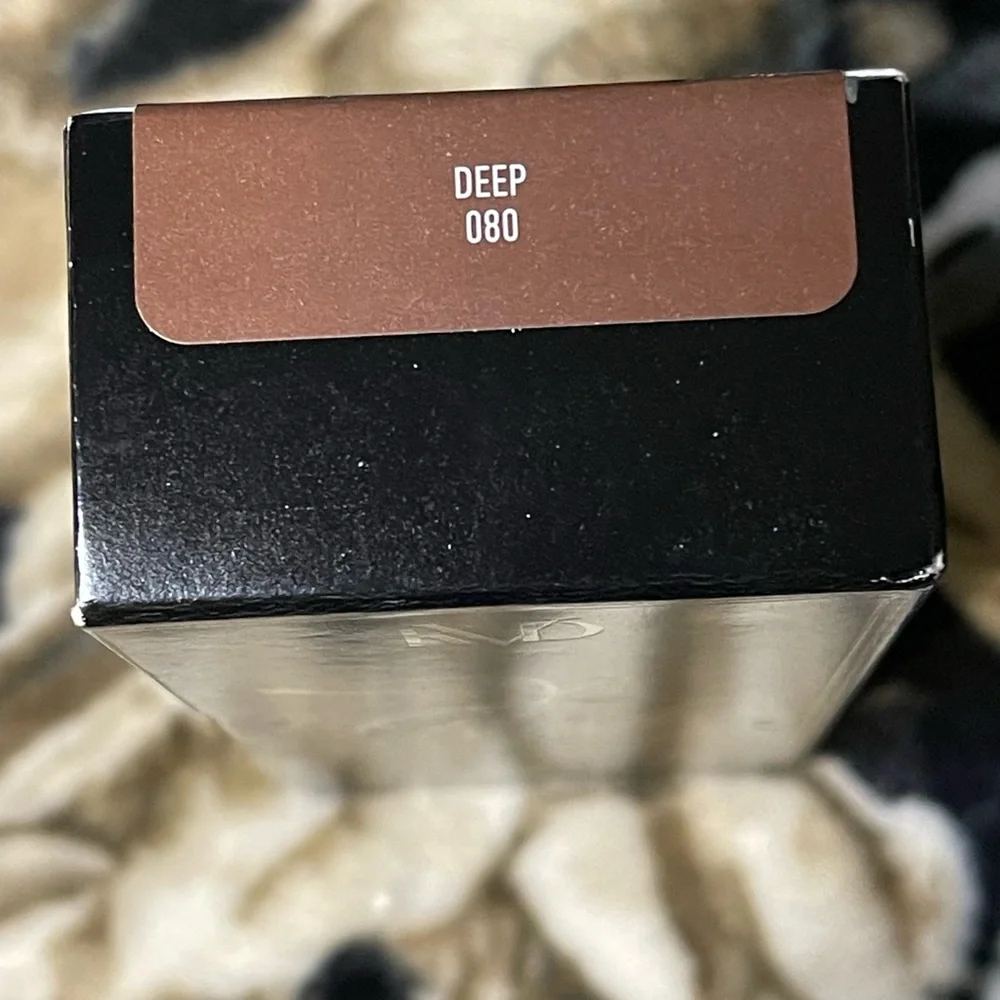 KVD Deep 080 Good Apple Full-Coverage Transfer-Proof Serum Foundation